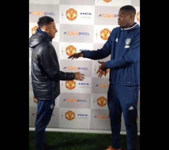 Paul Pogba invente un nouvel handshake et c’est du grand n’importe quoi !