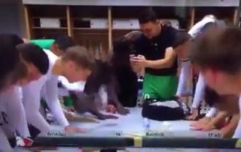 Balotelli et Eysseric sans pitié avec le téléphone de Cardinale !