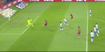 Hulk marque l’un des plus beaux buts de l’année… refusé injustement par l’arbitre ! (Vidéo)