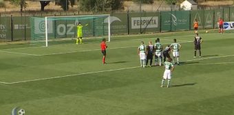Portugal : un joueur s’échauffe au bord du terrain et provoque un penalty contre son équipe !