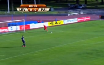 Une équipe estonienne marque au bout de 15 secondes... sans avoir touché le ballon !