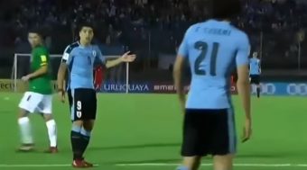 Après Neymar, Cavani s'embrouille en plein match avec Suarez !