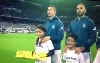 Cristiano Ronaldo chante l'hymne de la Ligue des Champions comme si c'était son hymne national !