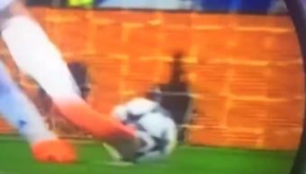 La technique utilisée par Cristiano Ronaldo pour tirer son penalty très fort !