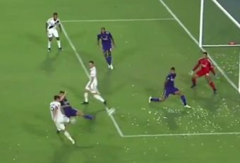 Zlatan Ibrahimovic a claqué un triplé en 24 minutes cette nuit !