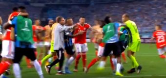 L'incroyable match de Copa Libertadores qui s'est terminé à 8 contre 8 après 6 cartons rouges !